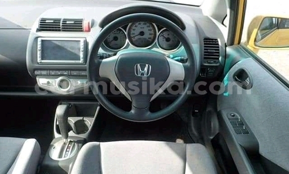 Nunua Ilio tumika Honda Fit Nyingine Gari ndani ya Beitbridge nchini Matabeleland Kusini Nunua Ilio tumika Honda Fit Nyingine Gari ndani ya Beitbridge nchini Matabeleland Kusini