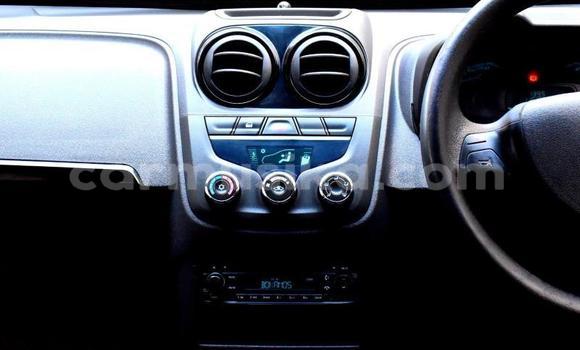 Acheter Occasion Voiture Chevrolet Corsa Blanc à Beitbridge, Matabeleland South Acheter Occasion Voiture Chevrolet Corsa Blanc à Beitbridge, Matabeleland South