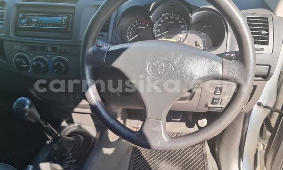 Acheter Occasion Voiture Toyota Hilux Blanc à Beitbridge, Matabeleland South Acheter Occasion Voiture Toyota Hilux Blanc à Beitbridge, Matabeleland South