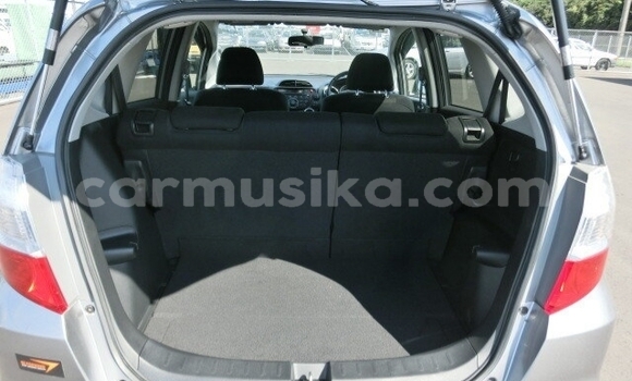 Acheter Occasion Voiture Honda Fit Gris à Beitbridge, Matabeleland South Acheter Occasion Voiture Honda Fit Gris à Beitbridge, Matabeleland South