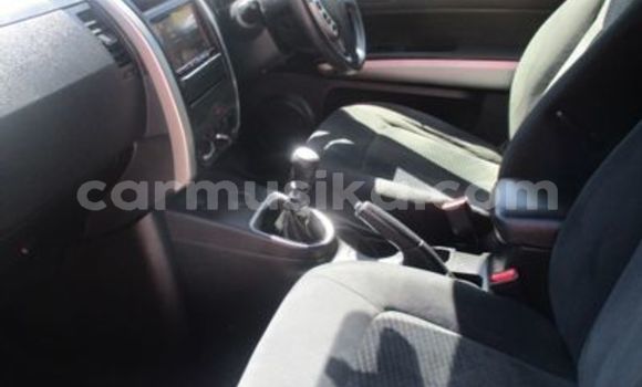 Acheter Occasion Voiture Nissan X–Trail Blanc à Beitbridge, Matabeleland South Acheter Occasion Voiture Nissan X–Trail Blanc à Beitbridge, Matabeleland South
