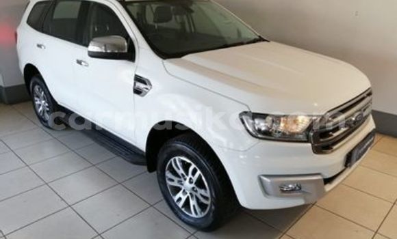 Acheter Occasion Voiture Ford Everest Blanc à Beitbridge, Matabeleland South