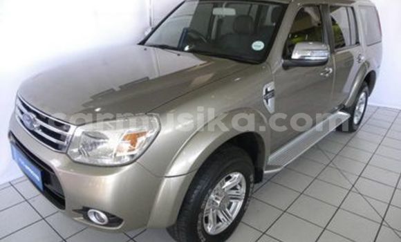 Nunua Ilio tumika Ford Everest Nyingine Gari ndani ya Beitbridge nchini Matabeleland Kusini Nunua Ilio tumika Ford Everest Nyingine Gari ndani ya Beitbridge nchini Matabeleland Kusini