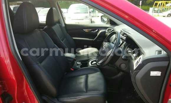 Tenga Tsaru Nissan X–Trail Tsvuku Mota in Beitbridge in Matabeleland South Tenga Tsaru Nissan X–Trail Tsvuku Mota in Beitbridge in Matabeleland South