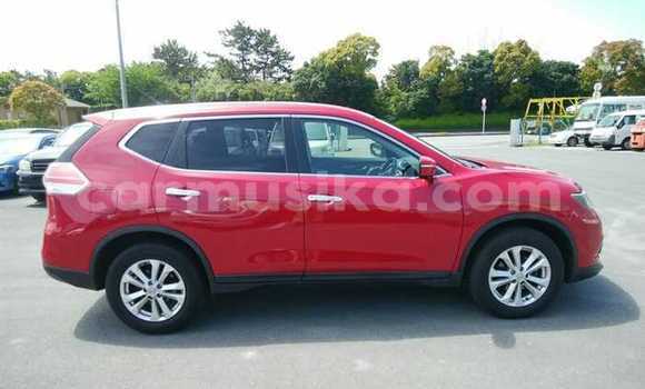 Tenga Tsaru Nissan X–Trail Tsvuku Mota in Beitbridge in Matabeleland South Tenga Tsaru Nissan X–Trail Tsvuku Mota in Beitbridge in Matabeleland South