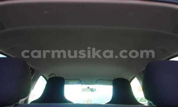 Nunua Ilio tumika Toyota Vitz Nyeupe Gari ndani ya Beitbridge nchini Matabeleland Kusini Nunua Ilio tumika Toyota Vitz Nyeupe Gari ndani ya Beitbridge nchini Matabeleland Kusini