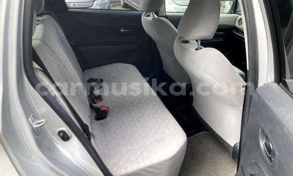 Tenga Tsaru Toyota Vitz Sirivha Mota in Beitbridge in Matabeleland South Tenga Tsaru Toyota Vitz Sirivha Mota in Beitbridge in Matabeleland South