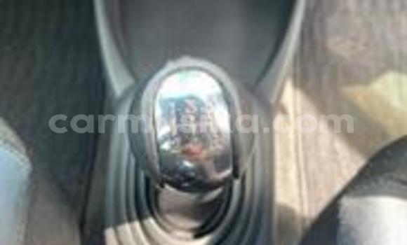 Tenga Tsaru Toyota Vitz Tsvuku Mota in Beitbridge in Matabeleland South Tenga Tsaru Toyota Vitz Tsvuku Mota in Beitbridge in Matabeleland South