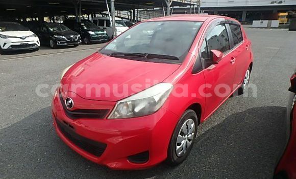 Acheter Occasion Voiture Toyota Vitz Rouge à Beitbridge, Matabeleland South Acheter Occasion Voiture Toyota Vitz Rouge à Beitbridge, Matabeleland South