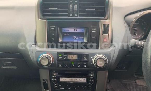 Buy Used Toyota Prado Silver Car in Beitbridge in Matabeleland South Buy Used Toyota Prado Silver Car in Beitbridge in Matabeleland South