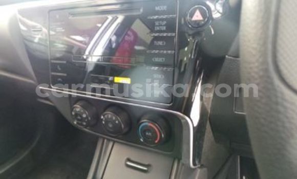 Nunua Ilio tumika Toyota Corolla Fedha Gari ndani ya Beitbridge nchini Matabeleland Kusini Nunua Ilio tumika Toyota Corolla Fedha Gari ndani ya Beitbridge nchini Matabeleland Kusini