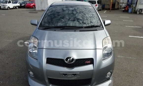 Nunua Ilio tumika Toyota Vitz Nyingine Gari ndani ya Beitbridge nchini Matabeleland Kusini