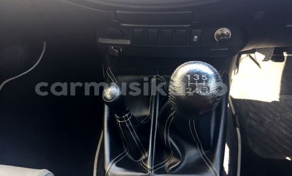 Acheter Occasion Voiture Toyota Hilux Blanc à Beitbridge, Matabeleland South Acheter Occasion Voiture Toyota Hilux Blanc à Beitbridge, Matabeleland South