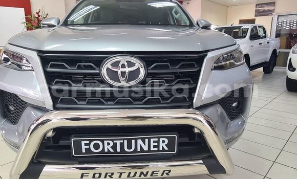 Buy Used Toyota Fortuner Silver Car in Beitbridge in Matabeleland South