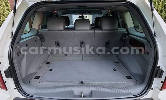 Acheter Occasion Voiture Jeep Grand Cherokee Blanc à Beitbridge, Matabeleland South Acheter Occasion Voiture Jeep Grand Cherokee Blanc à Beitbridge, Matabeleland South