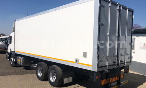 Tenga Tsaru Scania R420 Chena Rori in Beitbridge in Matabeleland South Tenga Tsaru Scania R420 Chena Rori in Beitbridge in Matabeleland South