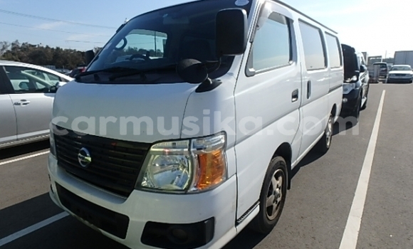 Tenga Tsaru Nissan Pickup Chena Mota in Beitbridge in Matabeleland South