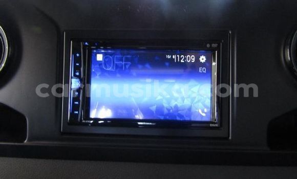 Tenga Tsaru Mercedes‒Benz 190 Chena Mota in Beitbridge in Matabeleland South Tenga Tsaru Mercedes‒Benz 190 Chena Mota in Beitbridge in Matabeleland South