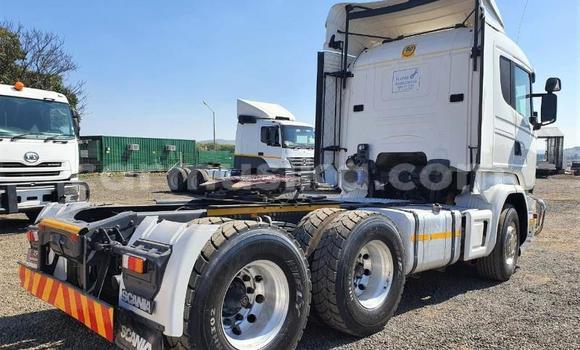 Acheter Occasion Utilitaire Scania Irizar Blanc à Harare, Harare Acheter Occasion Utilitaire Scania Irizar Blanc à Harare, Harare