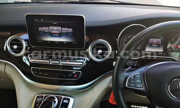 Acheter Occasion Voiture Mercedes‒Benz V-klasse Autre à Beitbridge, Matabeleland South Acheter Occasion Voiture Mercedes‒Benz V-klasse Autre à Beitbridge, Matabeleland South