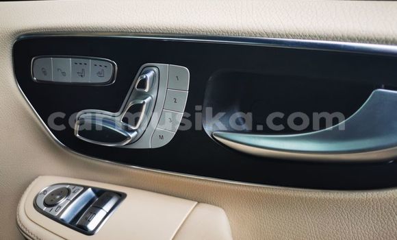 Acheter Occasion Voiture Mercedes‒Benz V-klasse Autre à Beitbridge, Matabeleland South Acheter Occasion Voiture Mercedes‒Benz V-klasse Autre à Beitbridge, Matabeleland South