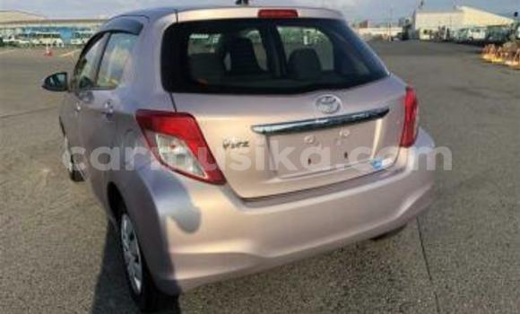 Tenga Tsaru Toyota Vitz Zvimwe Mota in Beitbridge in Matabeleland South Tenga Tsaru Toyota Vitz Zvimwe Mota in Beitbridge in Matabeleland South