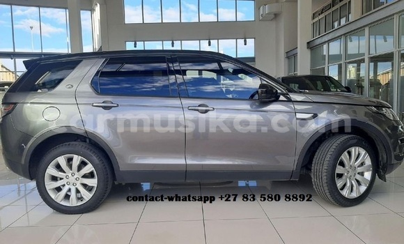 Acheter Occasion Voiture Land Rover Discovery Sport Gris à Beitbridge, Matabeleland South Acheter Occasion Voiture Land Rover Discovery Sport Gris à Beitbridge, Matabeleland South