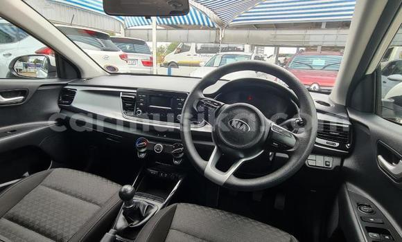 Acheter Occasion Voiture Kia Rio Blanc à Beitbridge, Matabeleland South Acheter Occasion Voiture Kia Rio Blanc à Beitbridge, Matabeleland South