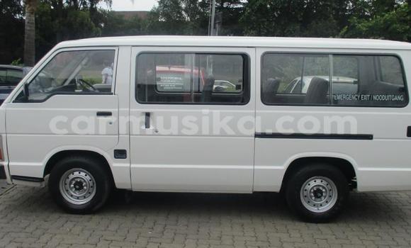 Tenga Tsaru Toyota Hiace Chena Mota in Beitbridge in Matabeleland South Tenga Tsaru Toyota Hiace Chena Mota in Beitbridge in Matabeleland South
