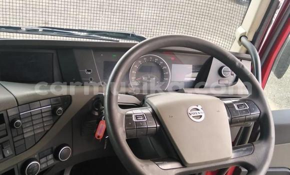 Nunua Ilio tumika Volvo F4 Nyekundu Lori ndani ya Beitbridge nchini Matabeleland Kusini Nunua Ilio tumika Volvo F4 Nyekundu Lori ndani ya Beitbridge nchini Matabeleland Kusini