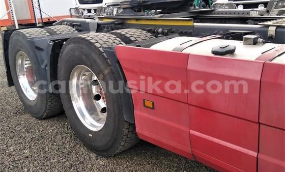 Nunua Ilio tumika Volvo F4 Nyekundu Lori ndani ya Beitbridge nchini Matabeleland Kusini Nunua Ilio tumika Volvo F4 Nyekundu Lori ndani ya Beitbridge nchini Matabeleland Kusini