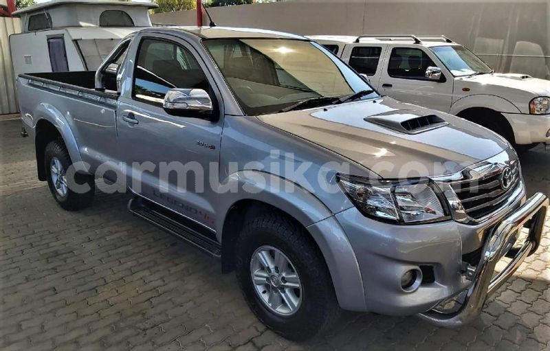 Big with watermark toyota hilux matabeleland south beitbridge 22124