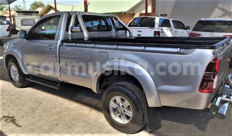 Big with watermark toyota hilux matabeleland south beitbridge 22124
