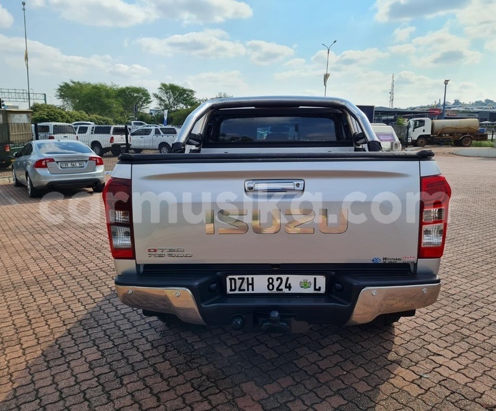 Big with watermark isuzu kb matabeleland south beitbridge 22129