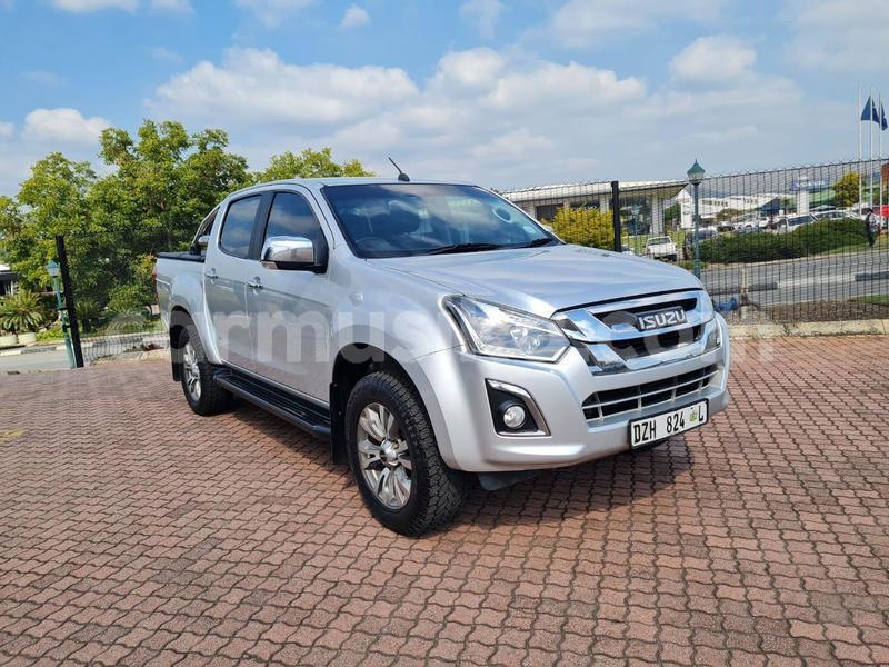 Big with watermark isuzu kb matabeleland south beitbridge 22129