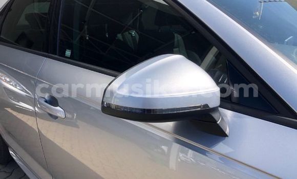 Acheter Occasion Voiture Audi A4 Gris à Beitbridge, Matabeleland South Acheter Occasion Voiture Audi A4 Gris à Beitbridge, Matabeleland South