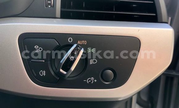 Acheter Occasion Voiture Audi A4 Gris à Beitbridge, Matabeleland South Acheter Occasion Voiture Audi A4 Gris à Beitbridge, Matabeleland South