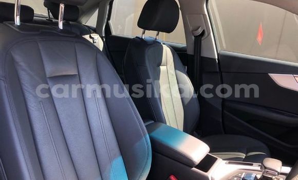 Acheter Occasion Voiture Audi A4 Gris à Beitbridge, Matabeleland South Acheter Occasion Voiture Audi A4 Gris à Beitbridge, Matabeleland South