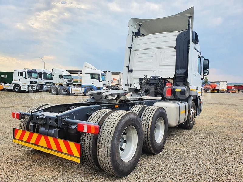 Big with watermark mercedes benz truck matabeleland south beitbridge 22139