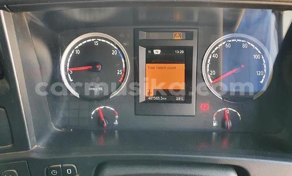 Acheter Occasion Utilitaire Scania R420 Blanc à Beitbridge, Matabeleland South Acheter Occasion Utilitaire Scania R420 Blanc à Beitbridge, Matabeleland South