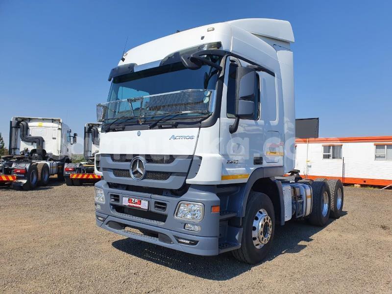 Big with watermark mercedes benz truck matabeleland south beitbridge 22141