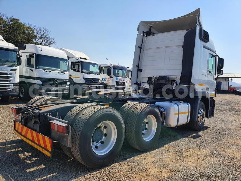 Big with watermark mercedes benz truck matabeleland south beitbridge 22141