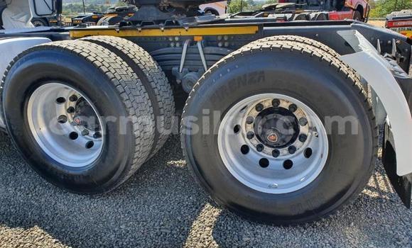 Tenga Tsaru Scania Irizar Chena Rori in Beitbridge in Matabeleland South Tenga Tsaru Scania Irizar Chena Rori in Beitbridge in Matabeleland South