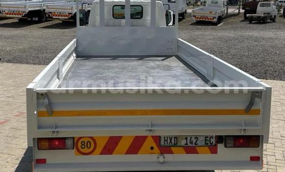 Tenga Tsaru Toyota Dyna Chena Rori in Beitbridge in Matabeleland South Tenga Tsaru Toyota Dyna Chena Rori in Beitbridge in Matabeleland South