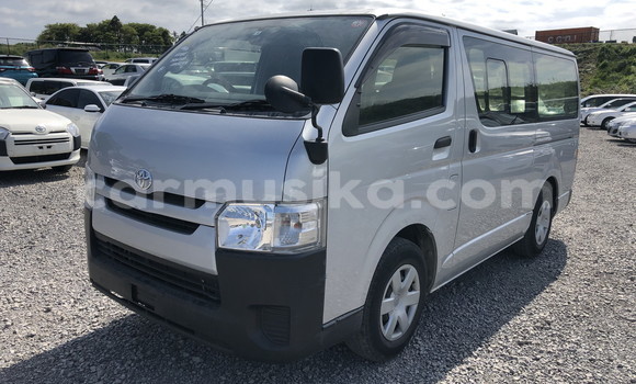 Buy Used Toyota Hiace Other Car in Beitbridge in Matabeleland South