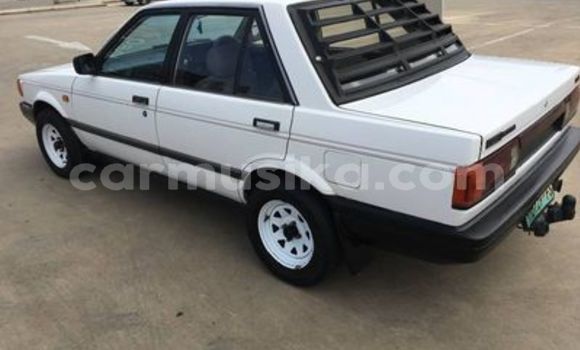 Buy Used Nissan Sunny Other Car in Beitbridge in Matabeleland South