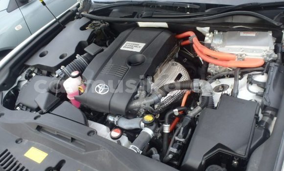 Nunua Ilio tumika Toyota Crown Nyeupe Gari ndani ya Beitbridge nchini Matabeleland Kusini Nunua Ilio tumika Toyota Crown Nyeupe Gari ndani ya Beitbridge nchini Matabeleland Kusini