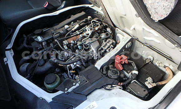 Nunua Ilio tumika Toyota Hiace Nyeupe Gari ndani ya Beitbridge nchini Matabeleland Kusini Nunua Ilio tumika Toyota Hiace Nyeupe Gari ndani ya Beitbridge nchini Matabeleland Kusini