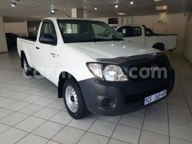 Big with watermark toyota hilux matabeleland south beitbridge 22176