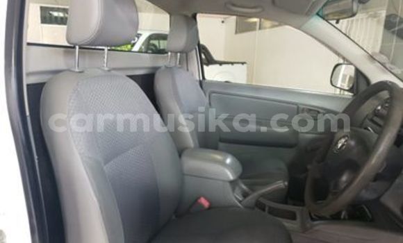 Tenga Tsaru Toyota Hilux Chena Mota in Beitbridge in Matabeleland South Tenga Tsaru Toyota Hilux Chena Mota in Beitbridge in Matabeleland South